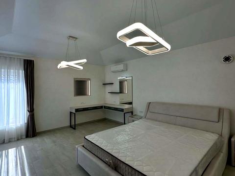 дом по адресу Київська вул.