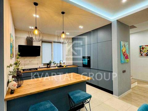 дом по адресу Грибоедова ул., 1