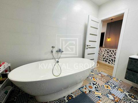 дом по адресу Грибоедова ул., 1