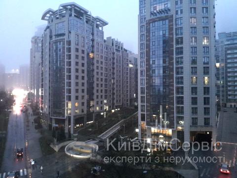 комерційна за адресою Академіка Філатова вул., 2/1