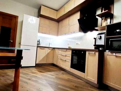 квартира за адресою Анатолія Петрицького вул., 19