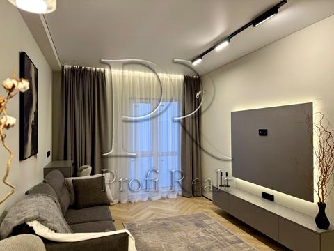 квартира за адресою Михайла Максимовича вул. (Онуфрія Трутенка), 24-В