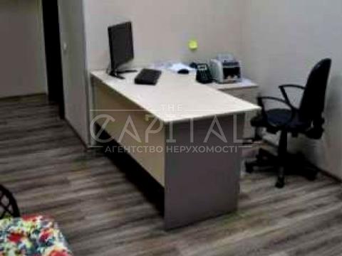 комерційна за адресою Ярославів Вал вул., 14