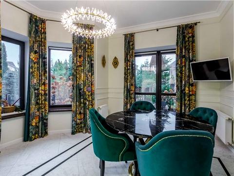 будинок за адресою Вереснева вул.