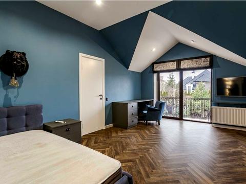 будинок за адресою Вереснева вул.