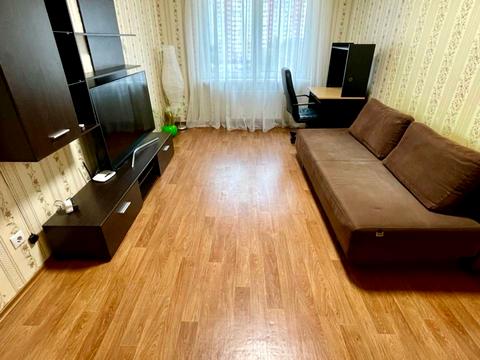 квартира по адресу Софии Русовой ул., 1