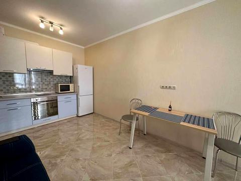 квартира за адресою Зарічна вул., 4