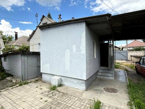 будинок за адресою Луговська вул.