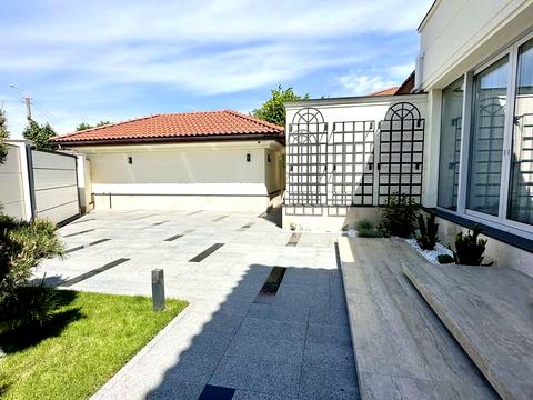 дом по адресу Люстдорфський проспект