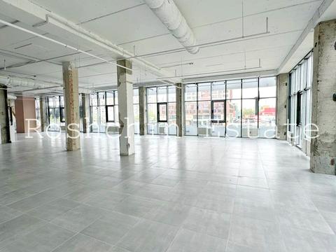 комерційна за адресою Героїв полку "Азов" вул. (Маршала Малиновського), 12