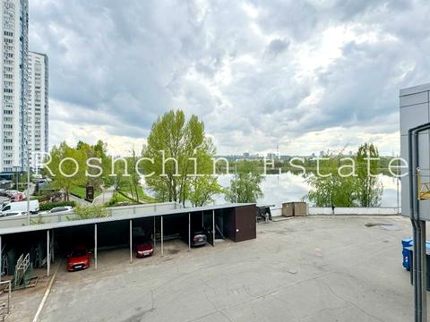 комерційна за адресою Героїв полку "Азов" вул. (Маршала Малиновського), 12