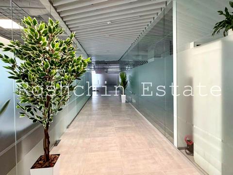 комерційна за адресою Героїв полку "Азов" вул. (Маршала Малиновського), 12