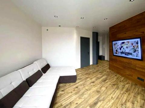 квартира за адресою Ревуцького вул., 9