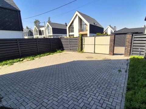 будинок за адресою Комфортна, 4/4