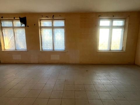 комерційна за адресою Васильківська, 157