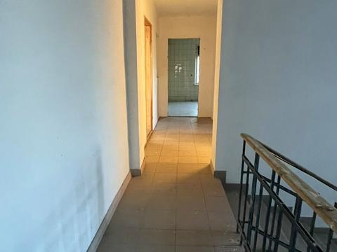 комерційна за адресою Васильківська, 157