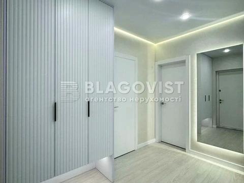 квартира по адресу Олександра Олеся ул., 10