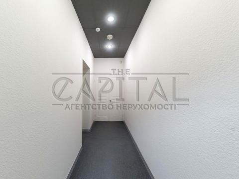 комерційна за адресою Ярославів Вал вул., 30/18