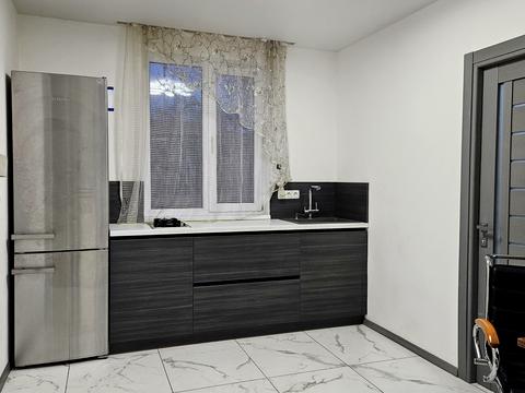 будинок за адресою Монашинська вул., 27