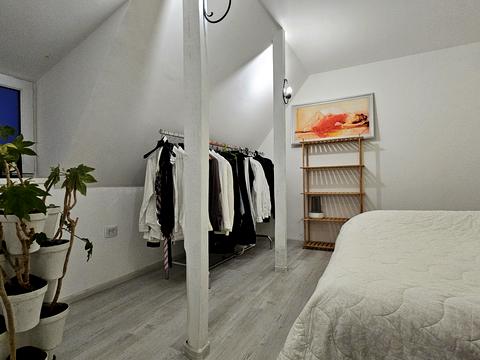 будинок за адресою Монашинська вул., 27