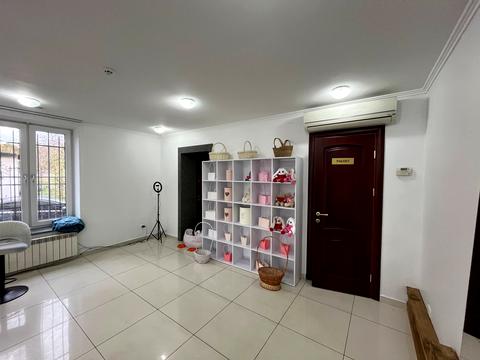 коммерческая по адресу Академика Грушевского ул., 23