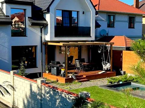 дом по адресу Строительная ул.