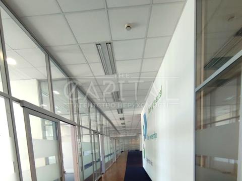 комерційна за адресою вул. Амосова Миколи, 2