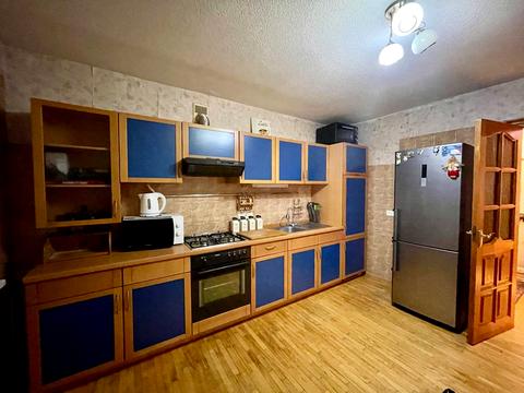 квартира за адресою Юрія Литвинського вул. (Російська), 47