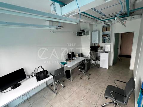 комерційна за адресою пр-т Соборності, 30а