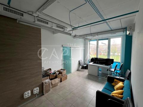 комерційна за адресою пр-т Соборності, 30а