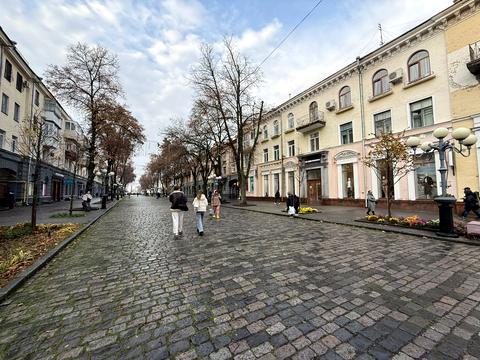 квартира за адресою Соборності вул. (Жовтнева), 32