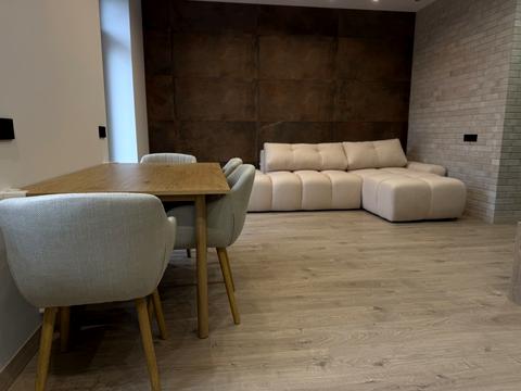 квартира за адресою Соборності вул. (Жовтнева), 32