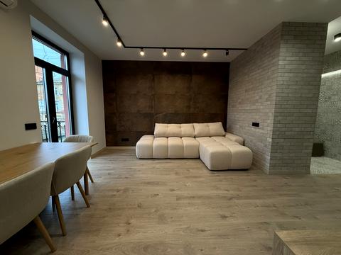 квартира за адресою Соборності вул. (Жовтнева), 32