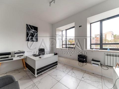 коммерческая по адресу Болсуновская ул. (Сергея Струтинского), 4