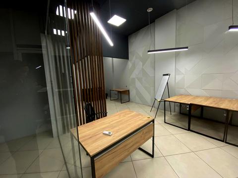 комерційна за адресою Михайла Бойчука вул. (Кіквідзе), 41-Б