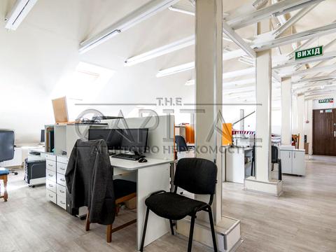 комерційна за адресою Велика Васильківська вул. (Червоноармійська), 74