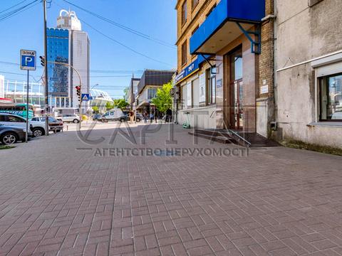 комерційна за адресою Велика Васильківська вул. (Червоноармійська), 74