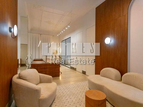 комерційна за адресою Саксаганського вул., 58