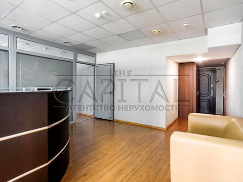 комерційна за адресою Тараса Шевченка бульв., 33