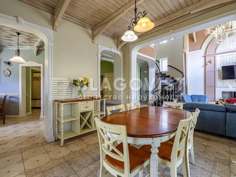 дом по адресу Синеозерная ул.