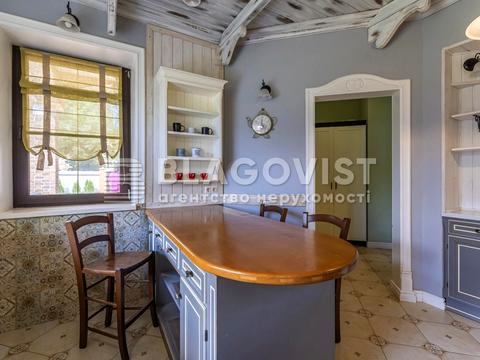 дом по адресу Синеозерная ул.