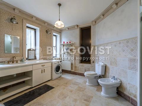 дом по адресу Синеозерная ул.