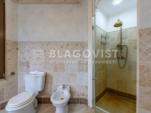 дом по адресу Синеозерная ул.