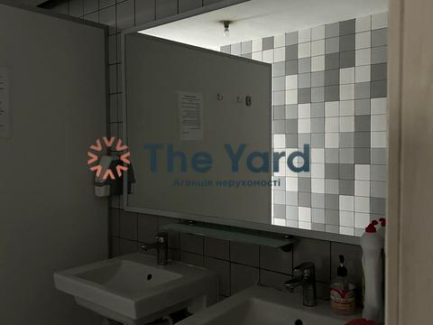 коммерческая по адресу Кирилловская ул. (Фрунзе), 104