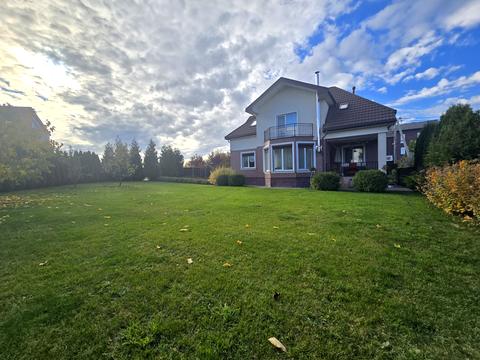 будинок за адресою Райдужна вул., 83