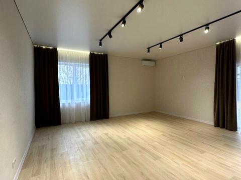 будинок за адресою Стуса