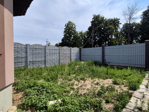 будинок за адресою Кленова