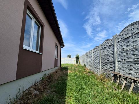 будинок за адресою Кленова