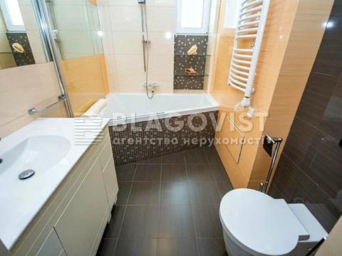 квартира по адресу Круглоуниверситетская ул., 7