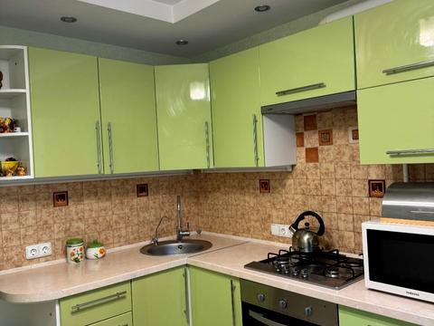 квартира по адресу Менахем-Мендл Шнеерсона ул. (Мініна), 5